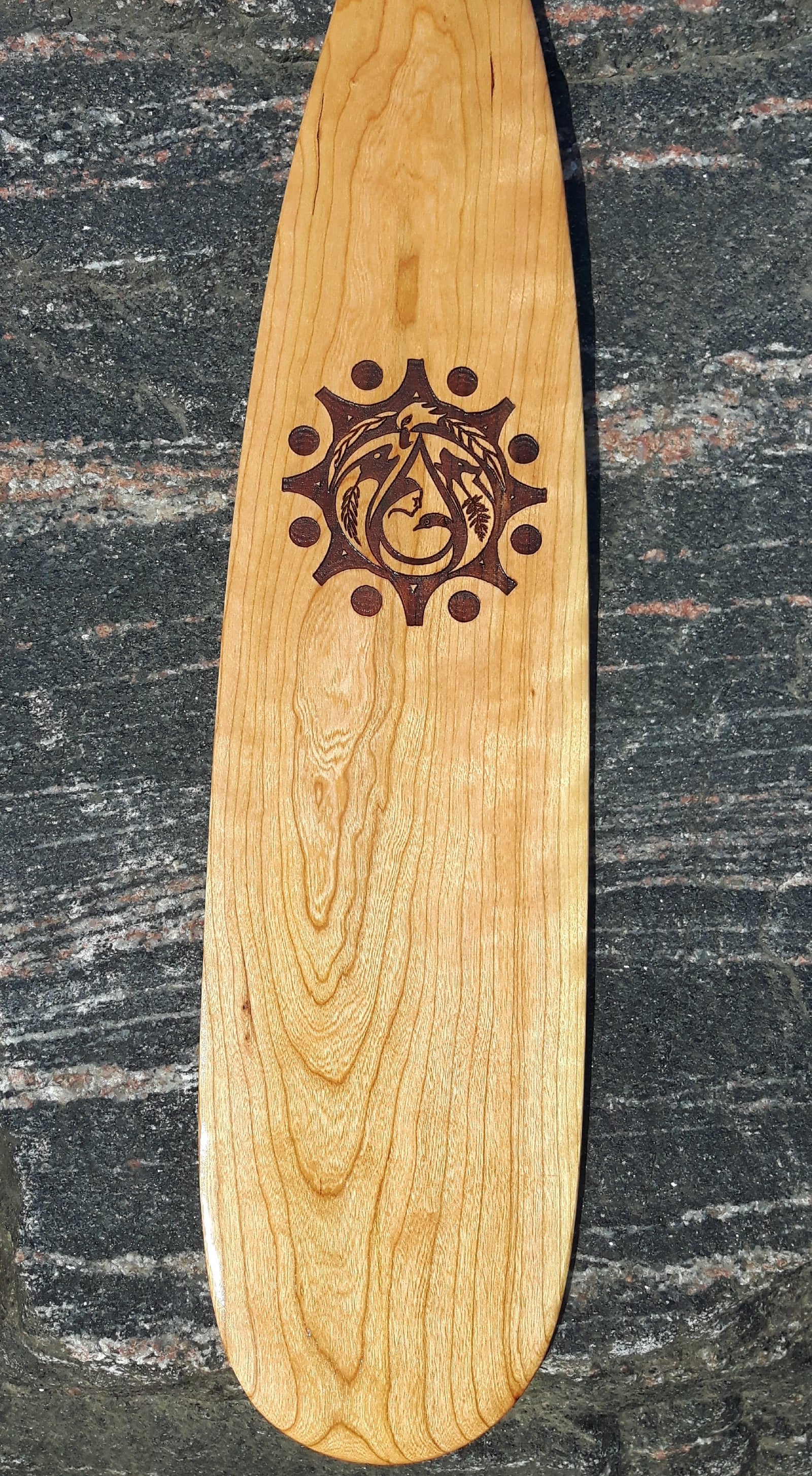 ALGONQUIN BEAVERTAIL PADDLES OF PEACE